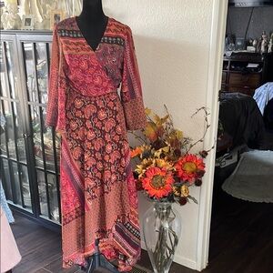 Long Sleeve V-Neck Sundress lined like new boho hippi great Thanksgiving outfit